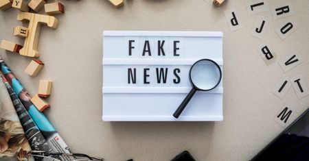 Fake news. Co to jest i jak go rozpoznać?
