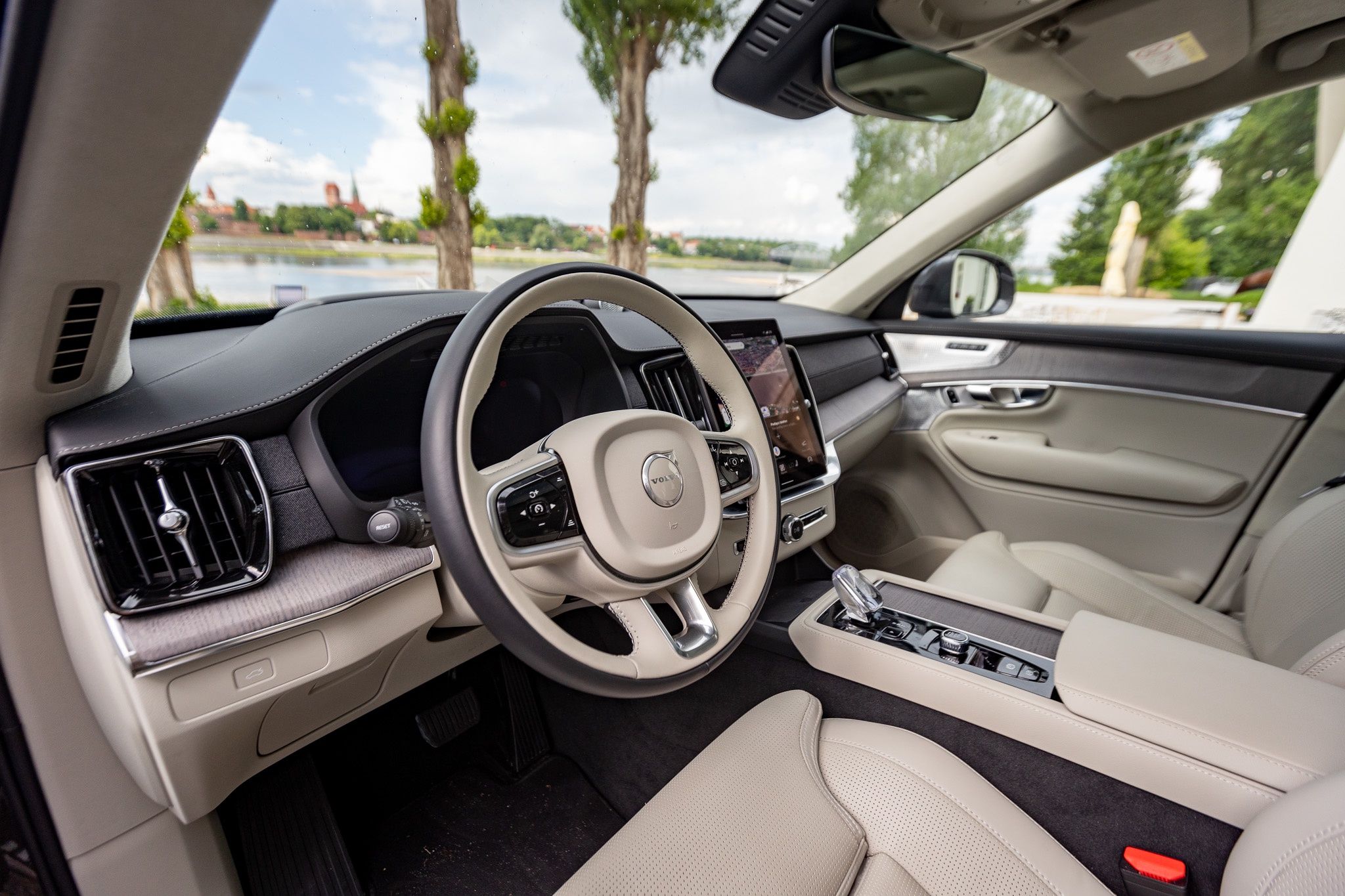 Testy Volvo CX90
