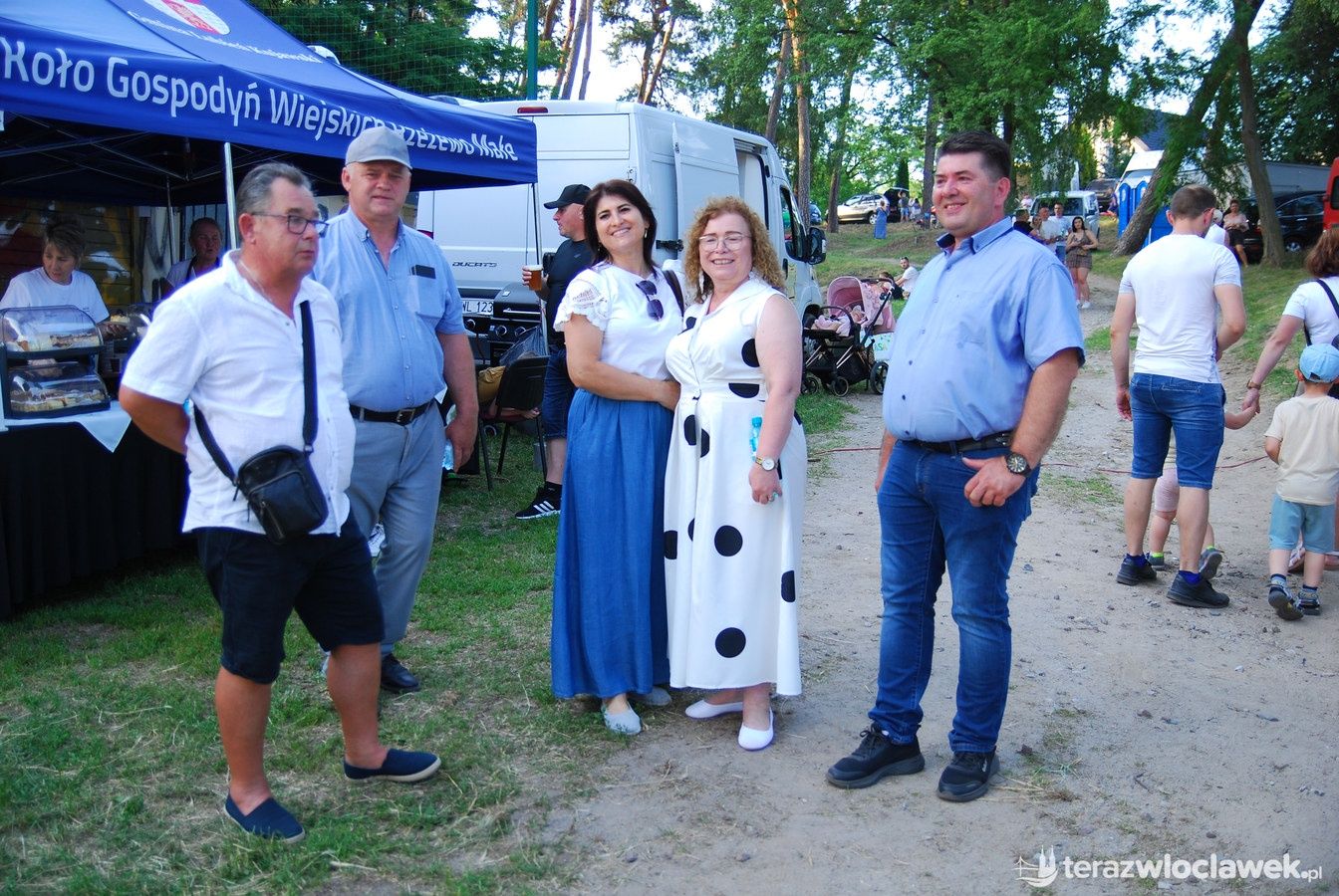 Rodzinne powitanie lata w Lubieniu Kujawskim