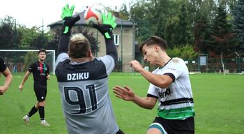 LKS Jawiszowice na początku przestraszył się Skawy Wadowice. Wicelider piłkarskiej okręgówki trochę sobie postrzelał
