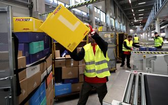 Niemiecka poczta szuka polskich listonoszy. Zarobki? Na start nawet 9 tys. zł na rękę