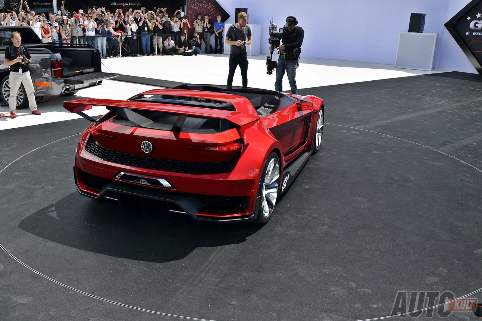 33. GTI Treffen am Wörthersee - VW GTI Roadster Concept & Golf R400 [galeria] 5