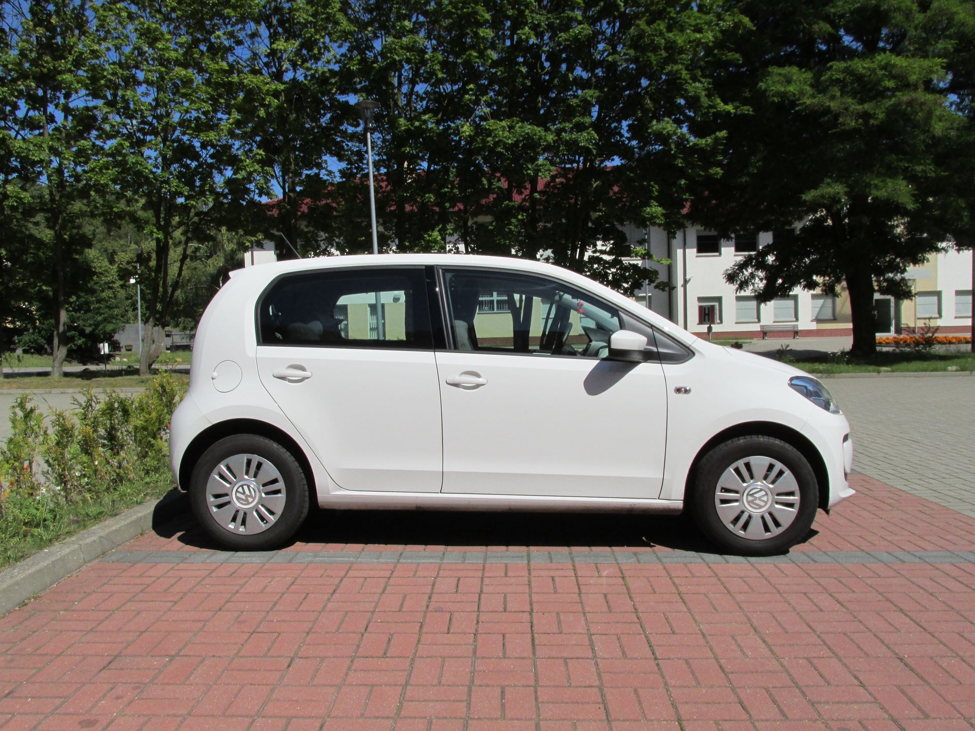 VW up! 1.0 mpi 5d, wersja wyposażenia Move up!