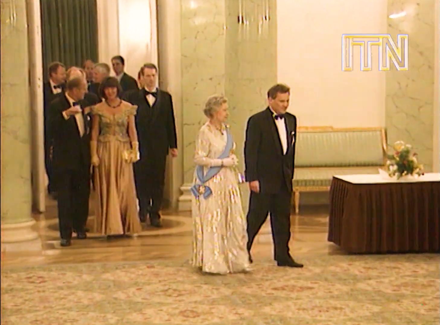 Jolanta Kwaśniewska i królowa Elżbieta II
