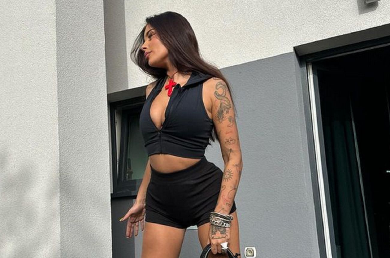 .