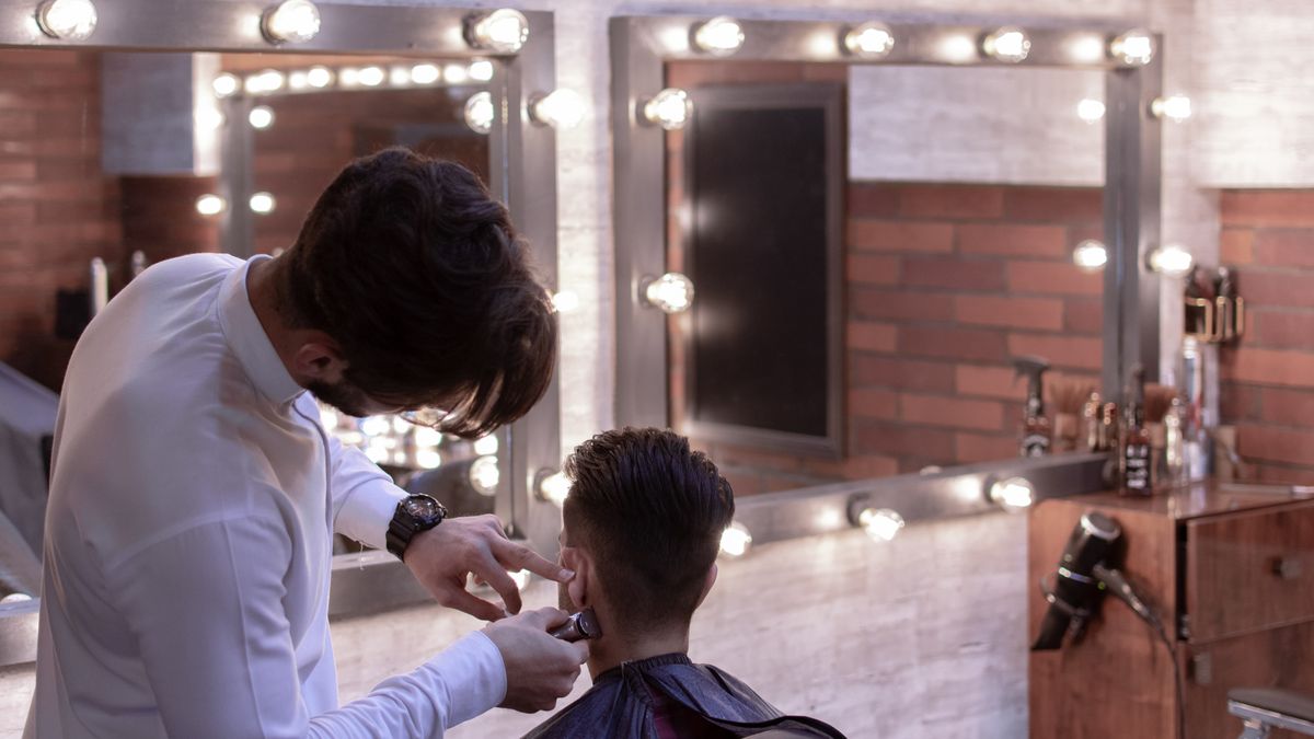 W przedsiębiorcach rośnie bunt przeciw sposobowi wprowadzania obostrzeń.