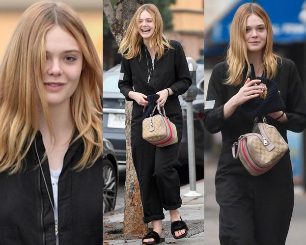 Elle Fanning w kombinezonie i futrzanych klapkach