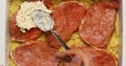 Zetrzyj ziemniaki i przykryj je mięsem. Tak dobrego obiadu dawno nie jadłam