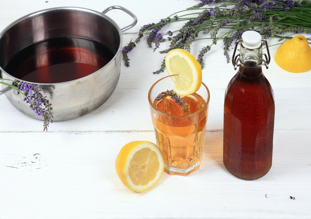 Syrop z lawendy. Idealny do lemoniady, deserów i drinków