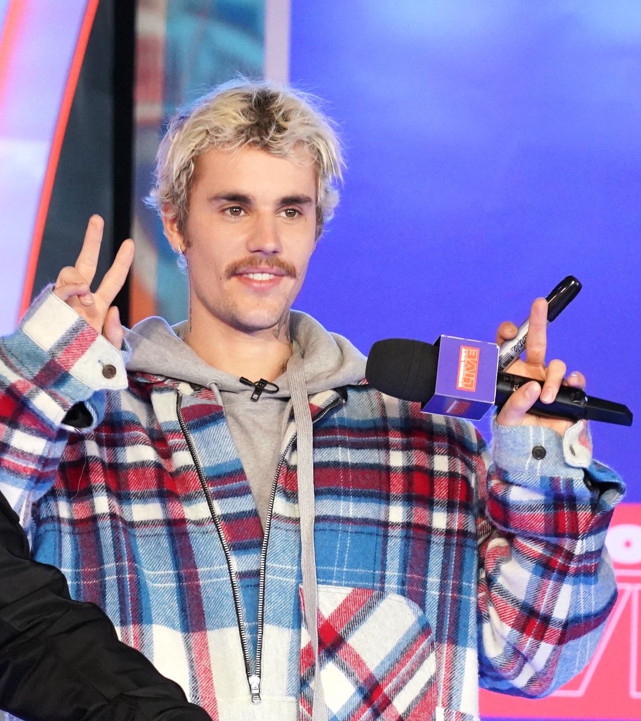 Marina Łuczenko zdradza tajemnicę długich włosów Liama i porównuje (?) go do Justina Biebera