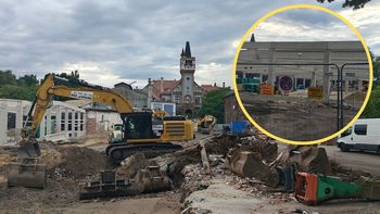 Nowy sklep Kaufland w Sosnowcu. Prace w miejscu dawnej przędzalni nabrały rozpędu! Czy dyskont powstanie szybciej? Zobacz ZDJĘCIA z budowy