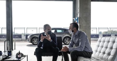 Elektryczne silniki, nowe multimedia i Gucci Mane. Bernard Loire zdradza przełomowy plan Maserati