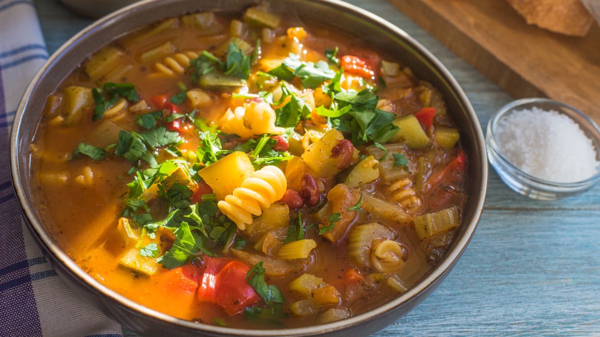 Włoska zupa minestrone