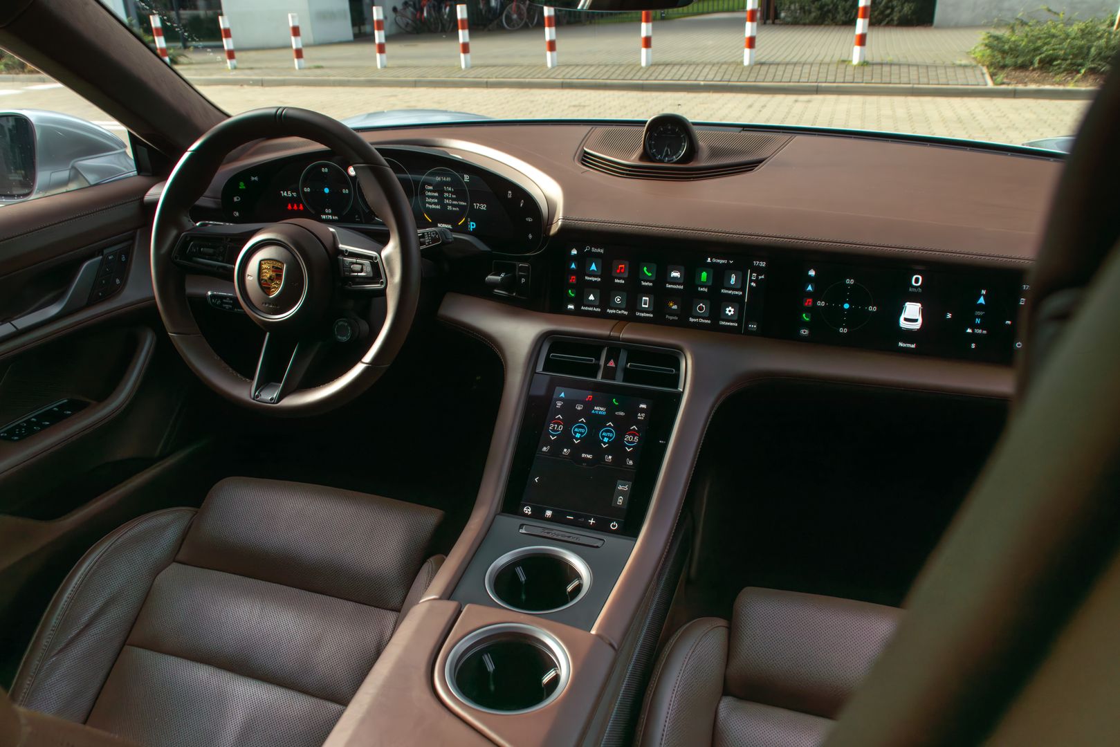 Porsche Taycan Turbo S Sport Turismo