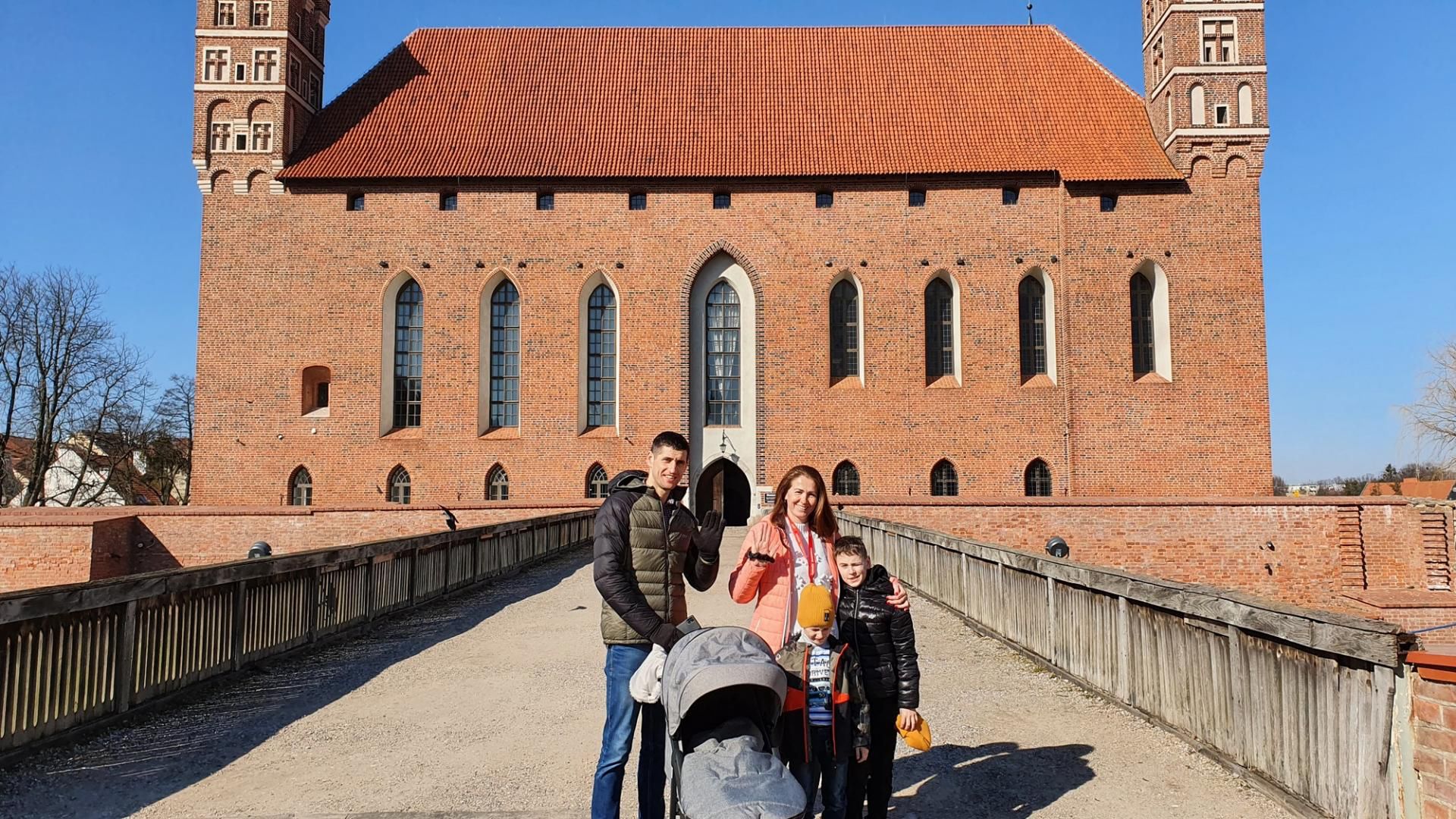 Sasza z rodziną znaleźli w Lidzbarku bezpieczne schronienie