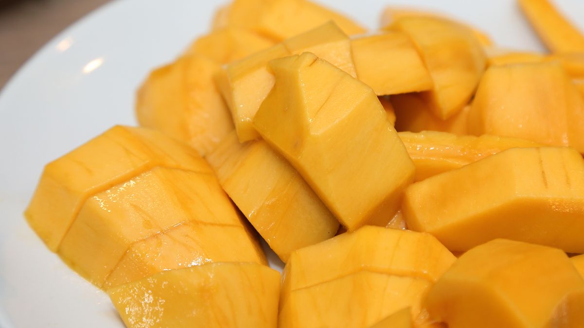 sliced mangosliced mango on a platecharnsitrVitamin Pill, Healthy Eating, Dieting, Vegetarian Food, Gourmet, Single Object, Cross Section, Organic, Dessert, Snack, Refreshment, Thailand, Freshness, Yellow, Slice, Part Of, Agriculture, Healthcare And Medicine, Lifestyles, Asia, Fruit, Leaf, Dinner, Food, Crockery