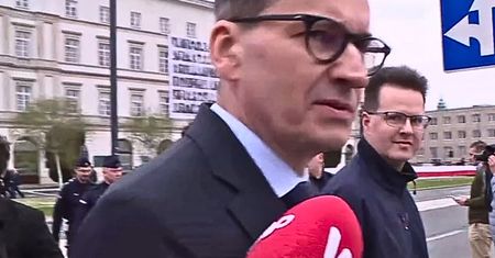 Zapytaliśmy o konflikt z Jakim. Morawieckiemu zrzedła mina