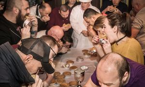 Wziął udział w konkursie jedzenia ciasta. 64-latek nie żyje