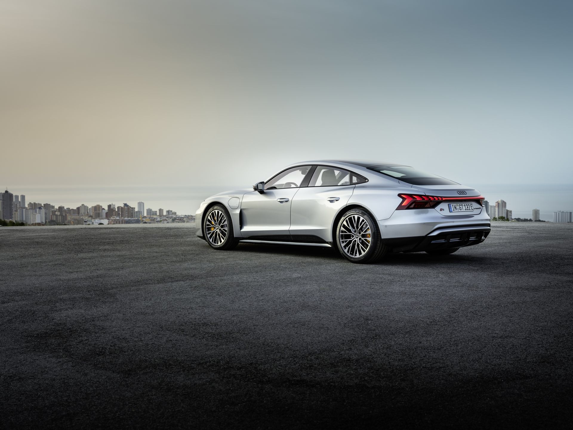Audi e-trong GT