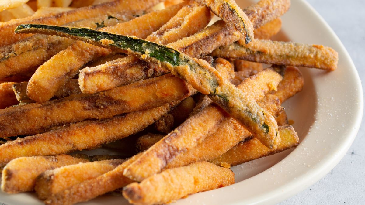 Frytki z cukinii są lepsze niż z ziemniaków i szybciej są gotowe