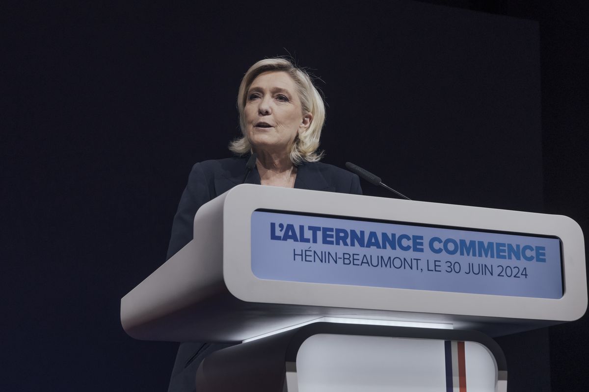 Marine Le Pen, triumfuje po wyborach we Francji