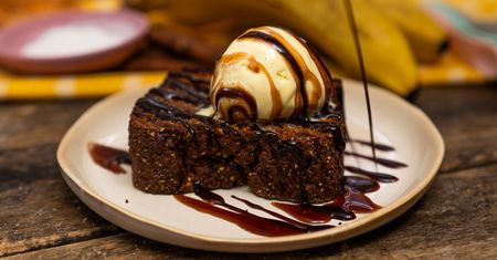 Ten chlebek bananowy znika do ostatniego okruszka. Idealnie wilgotny, z delikatną nutą cynamonu
