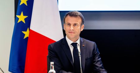 Zdumienie po słowach Macrona. Polska reaguje