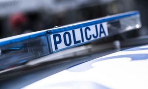15-latek osunął się na ziemię. Dramat na oczach policjantów