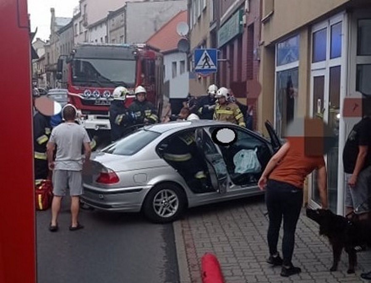 Zdemolowali cukiernię i kwiaciarnię. Bliźniacze wypadki we Wronkach