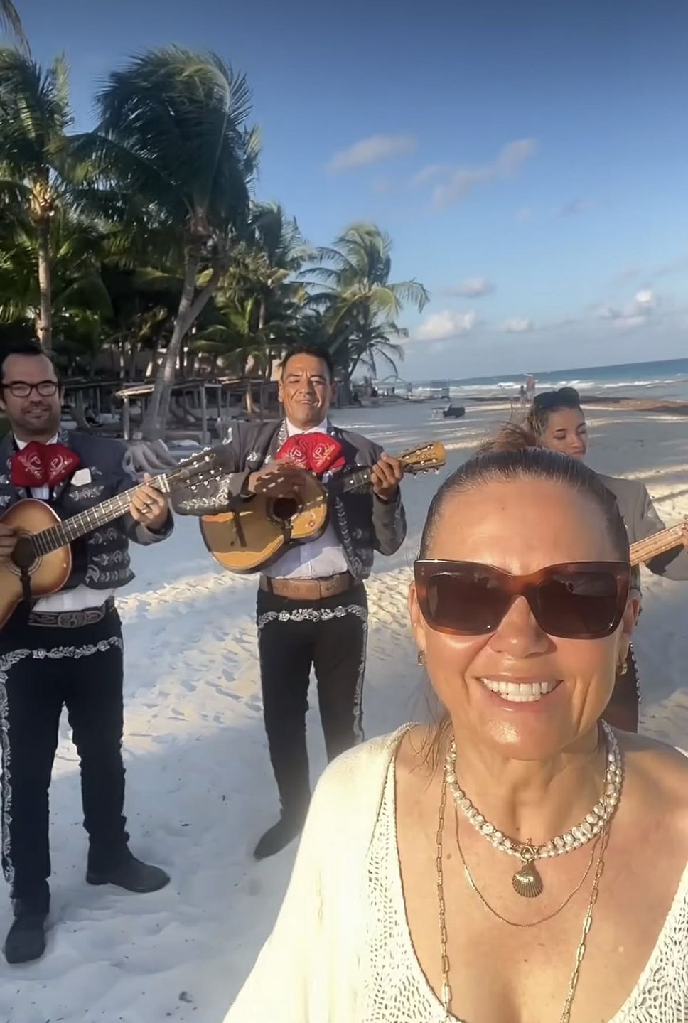 Kinga Rusin wspiera WOŚP z Meksyku