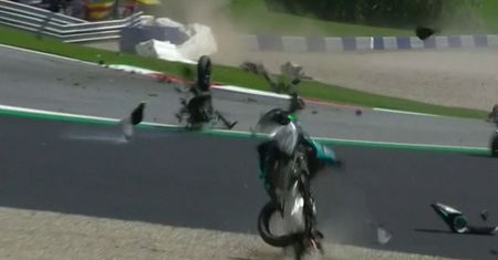 MotoGP. Niebezpieczny wypadek motocyklistów w trakcie Grand Prix Austrii