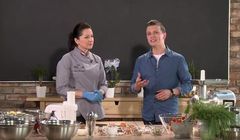 „Restauracje z charakterem” w TVS, prowadzącymi Kris Kojder i Dominika Bem