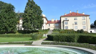 Tarnów: Posąg Merkurego odzyskał skradzione atrybuty