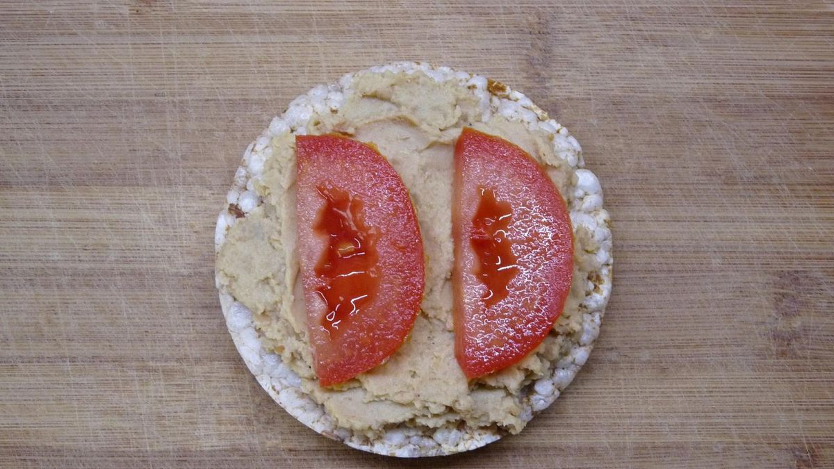 Ważne ostrzeżenie dla wegan. GIS wycofuje pastę warzywną z powodu jadu kiełbasianego