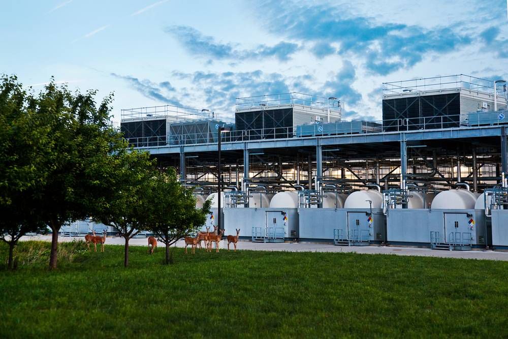 Google gra w zielone (technologie) i pokazuje fantastyczne zdjęcia data center 8