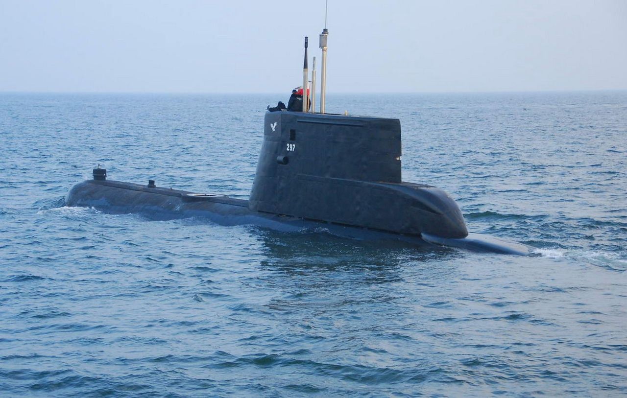 Polska wycofuje ze służby okręty podwodne. Został już tylko stary ORP Orzeł - ORP Kondor w 2007 roku