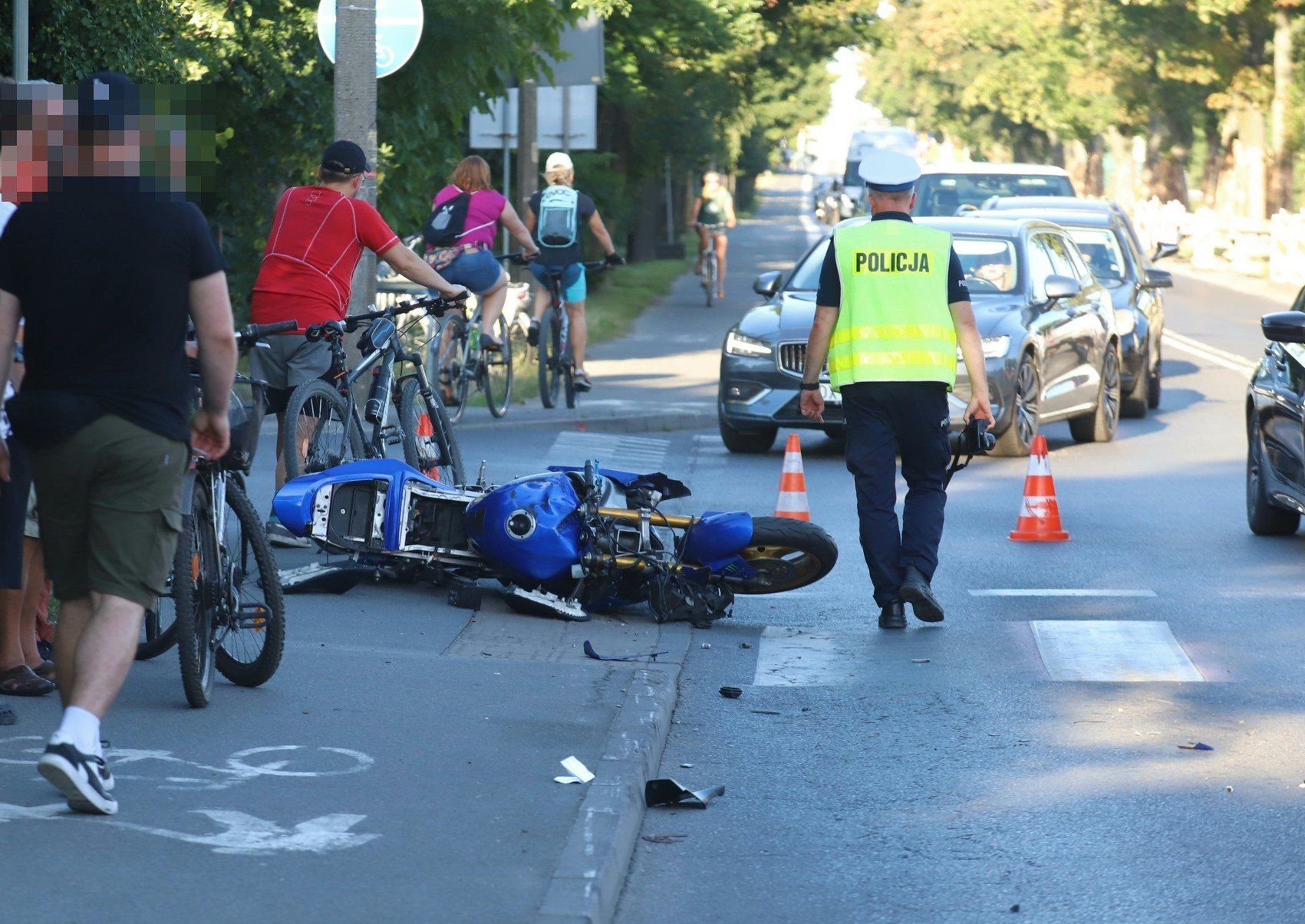 2 lipca, Wrocław, ul. Kosmonautów. Życie motocyklisty nie udało się uratować.