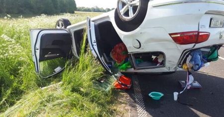 Auta zderzyły się w Puszczy Rządowej. Konieczna była interwencja służb