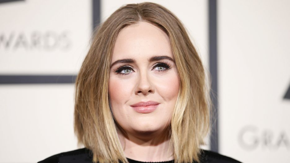 Adele zarabia rocznie setni milionów dolarów