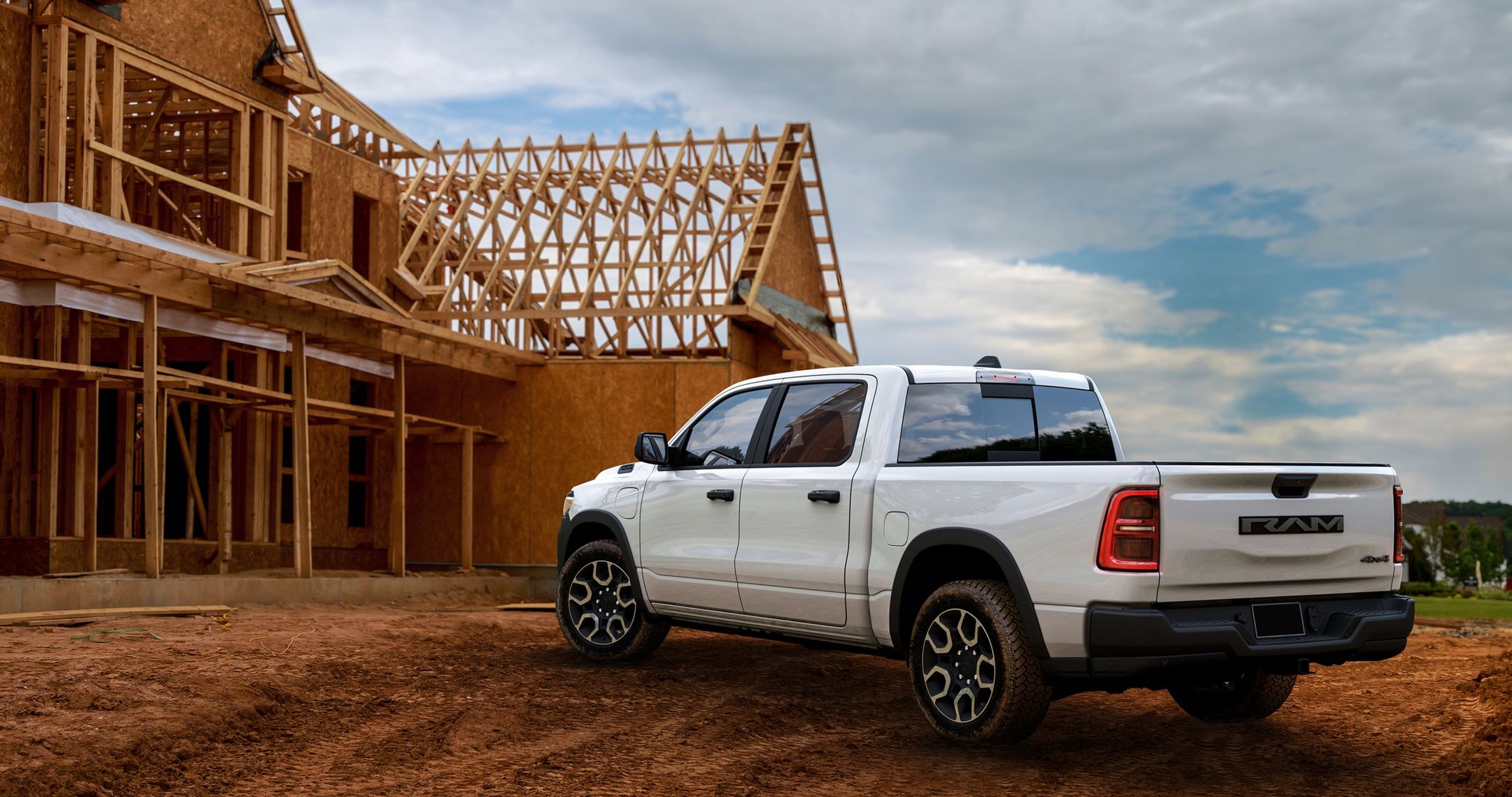 2025 RAM 1500 Ramcharger