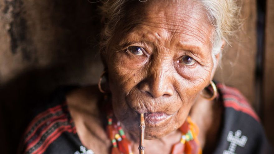 Francuski fotograf od 7 lat odwiedza wietnamskie plemiona. Poznał ich już 49! 1