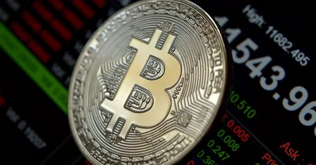 Co to jest bitomat, czyli jak zamienić bitcoiny na gotówkę