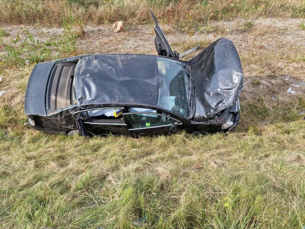 Wypadek na A2. Trzy osoby ranne, w akcji śmigłowiec LPR