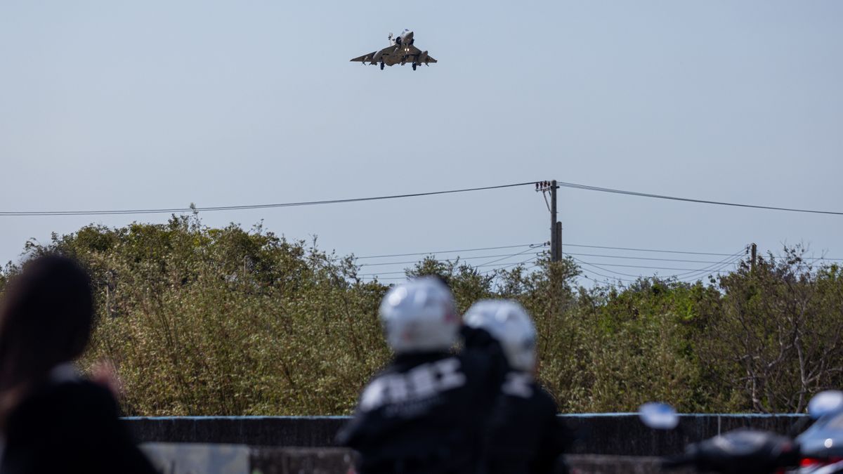 HSINCHU, TAIWAN - DECEMBER 10: Taiwanese Mirage 2000 fighter jet lands at Hualien Air Force Base on December 10, 2024 in Hsinchu, Taiwan. Taiwan's defence ministry has raised its alert level after detecting increased Chinese military activity around the island, including aircraft, naval vessels, and coast guard ships. China has not confirmed any military exercises in the area. (Photo by Annabelle Chih/Getty Images)