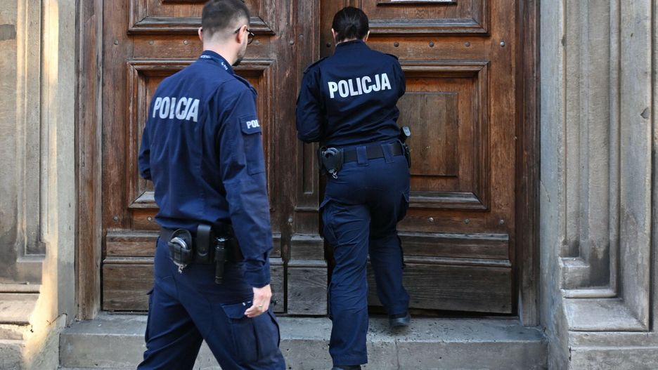 Wybory parlamentarne 2023 - komisje wyborcze
Fot. Artur Barbarowski/East News Krakow, 15.10.2023. Komisja wyborcza w Krakowie podczas wybor�w parlamentarnych do sejmu i senatu 2023.
Artur Barbarowski