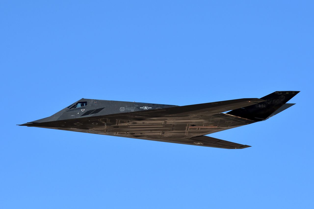 F-117 