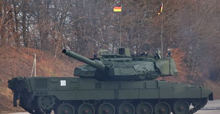 Pierwszy seryjny Leopard 2A8 pokazany. Stanowi przyszłość Europy