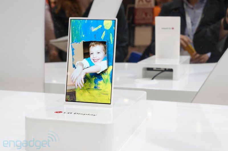 Tydzień w krzywym zwierciadle - dobra sprzedaż HTC One i ciekawy koncept LG 1