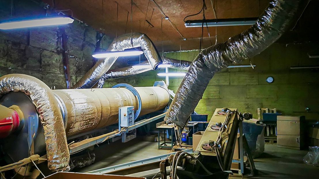 Funkcjonariusze przejęli ponad 4 mln papierosów, ok. 37 ton tytoniu, a także specjalistyczne maszyny wykorzystywane do produkcji i pakowania papierosów