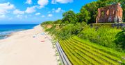 Najlepsze plaże w Polsce. Powiewa na nich Błękitna Flaga
